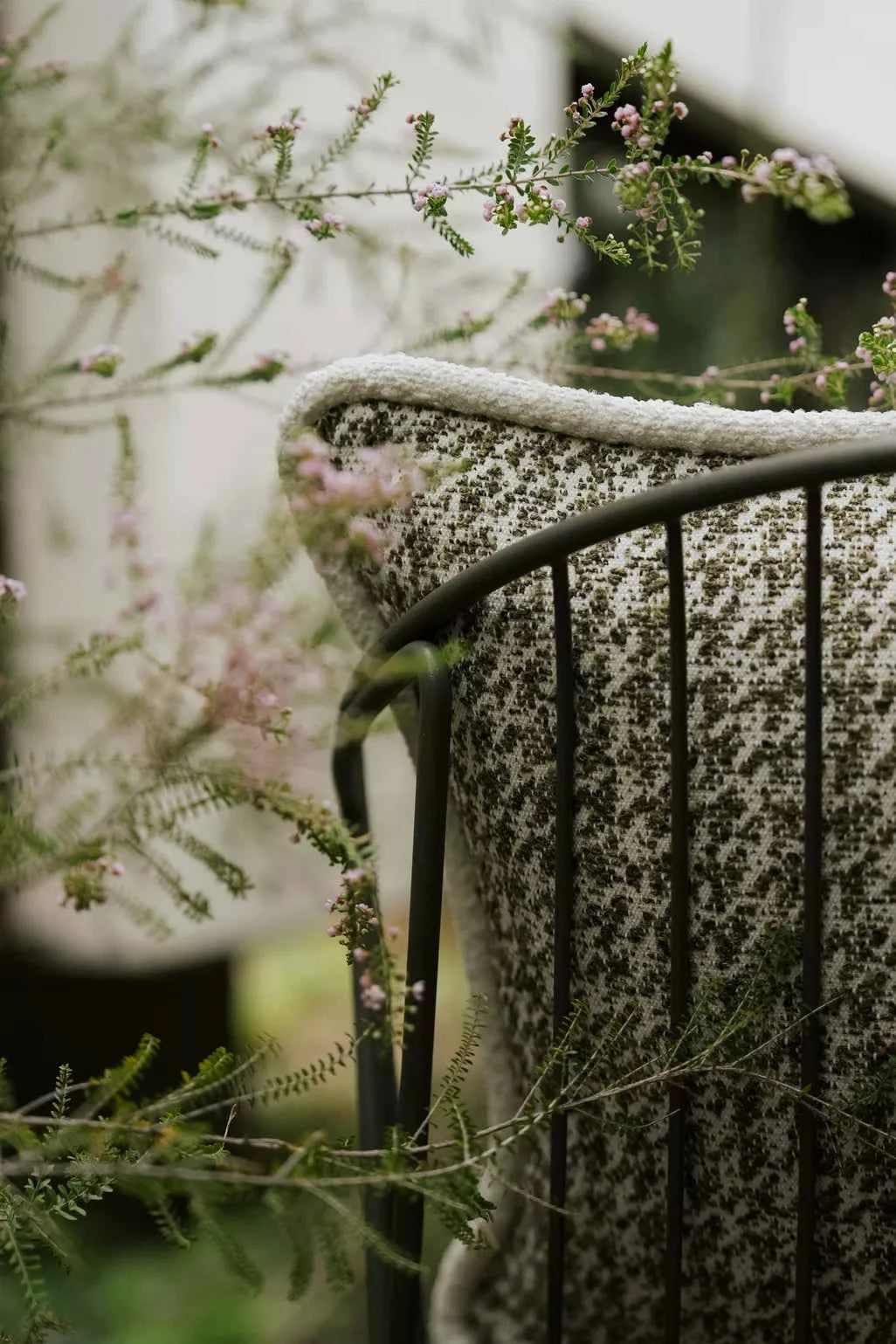 Warwick Fabrics Magnetic Outdoor