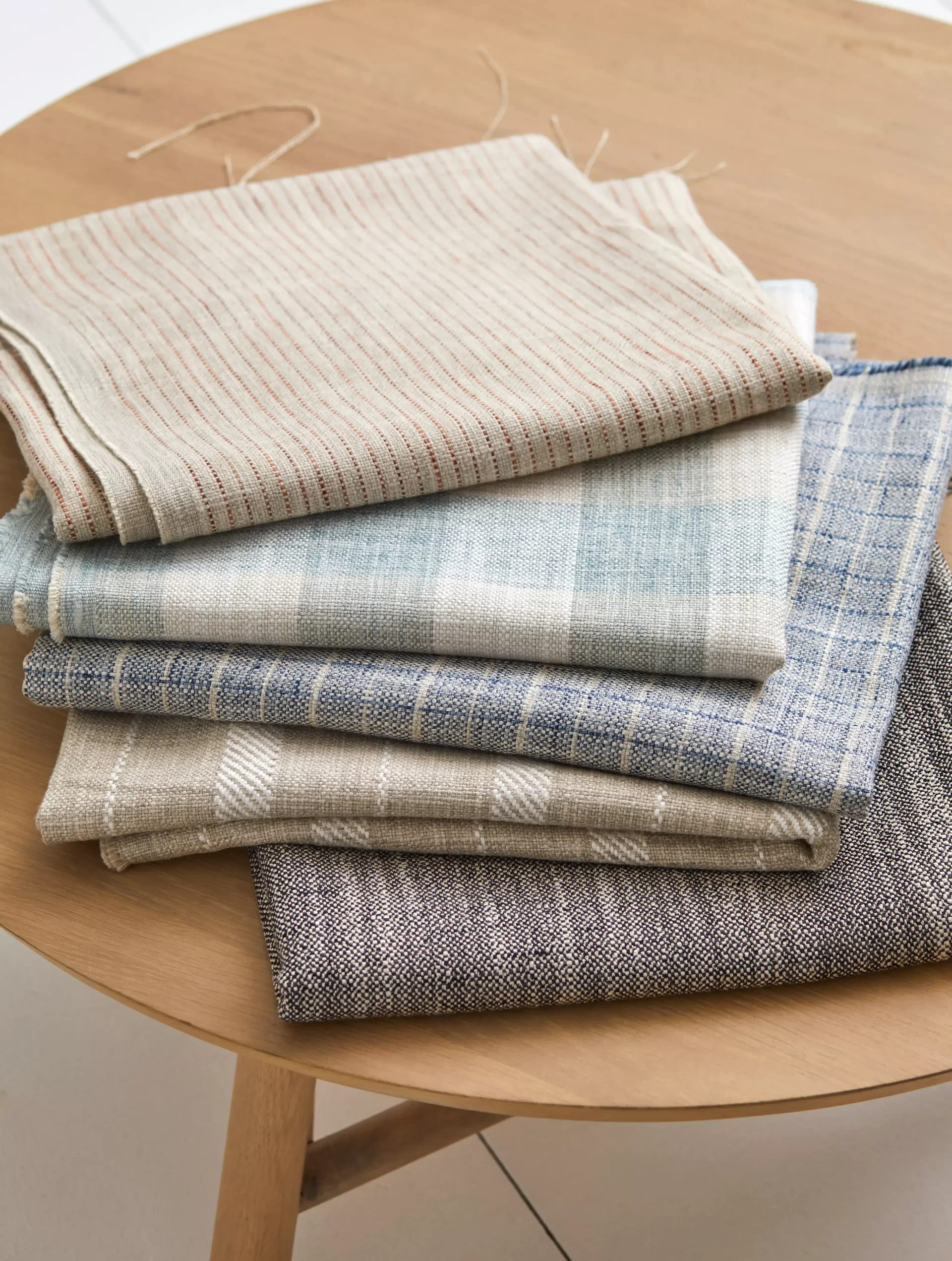 Grasmere Upholstery Fabric. Check Linen Slub Fabric.